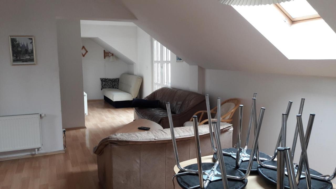 Ubytovaci Zarizeni Lovosice Extérieur photo